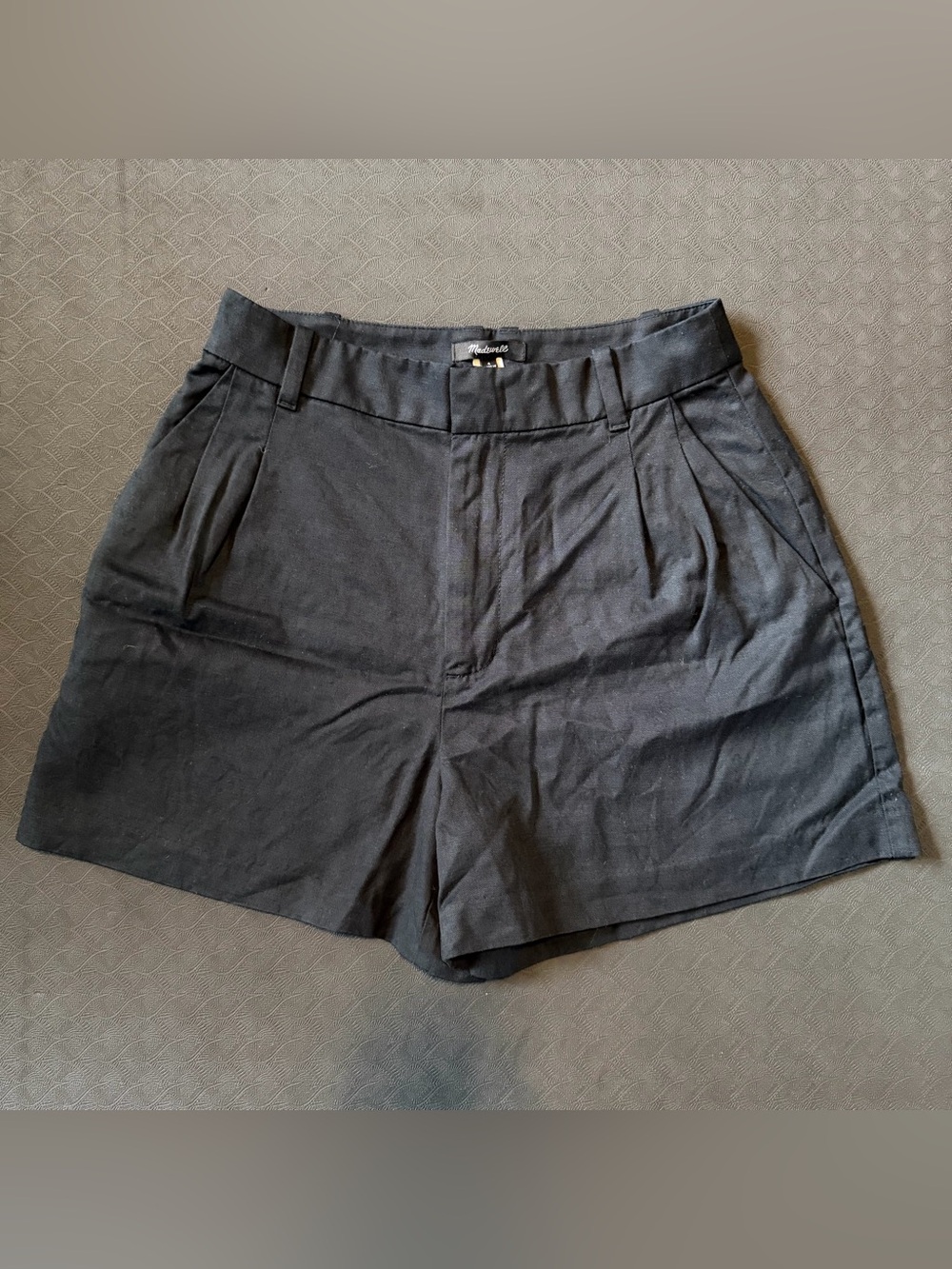 Madewell Black High-Waist Pleated Tailored Women's Shorts